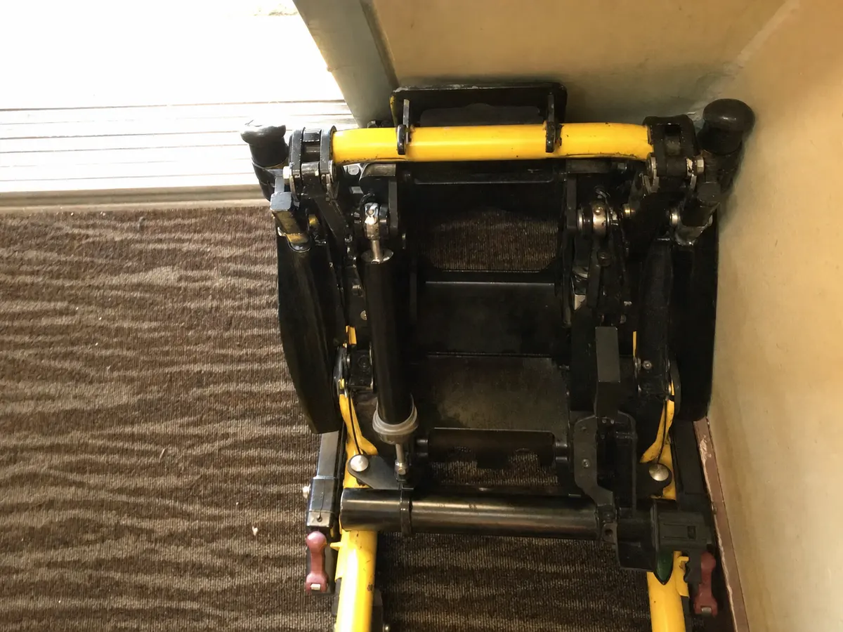 Carpet Stretching in Marina Del Rey, CA