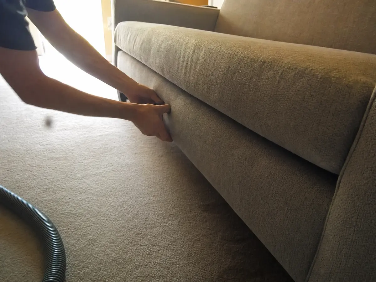 carpet cleaning technician on the job in Marina Del Rey, CA